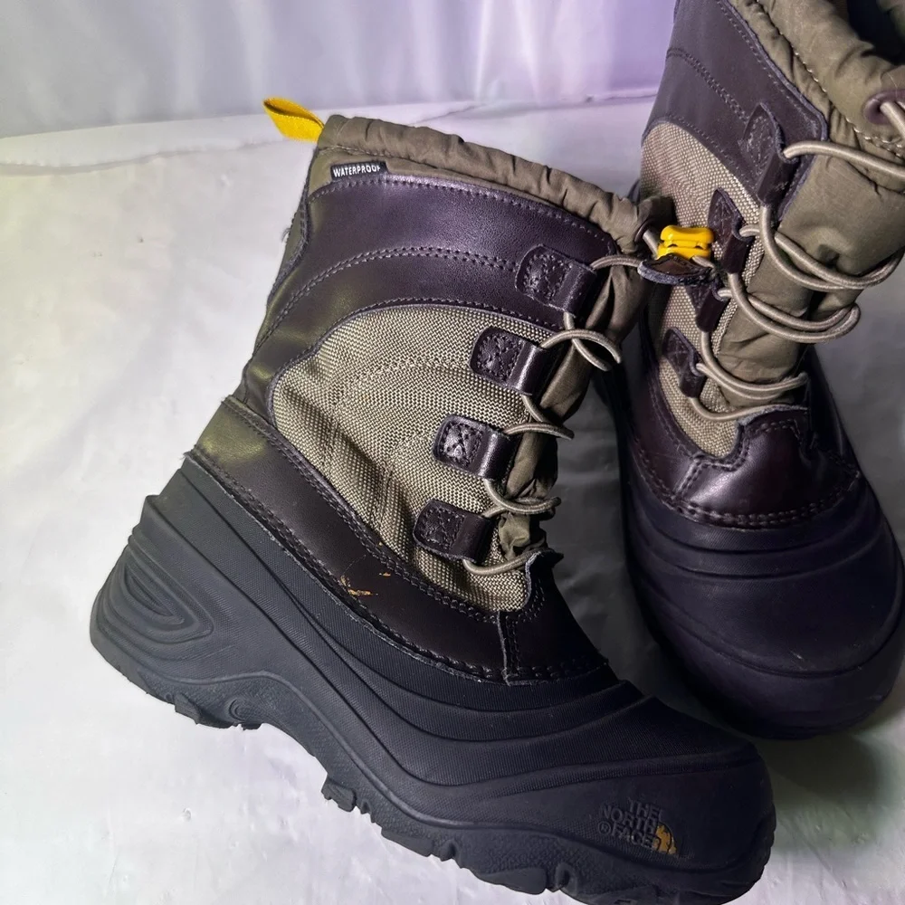 The North Face Kids' Boots - Olive and Black